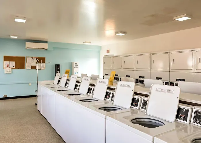 Steps To Beach: Havasu W/ Grill! Ferienhaus